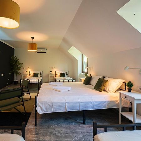 Cozy Nook B&B - Free Private Parking 诺威萨 外观 照片