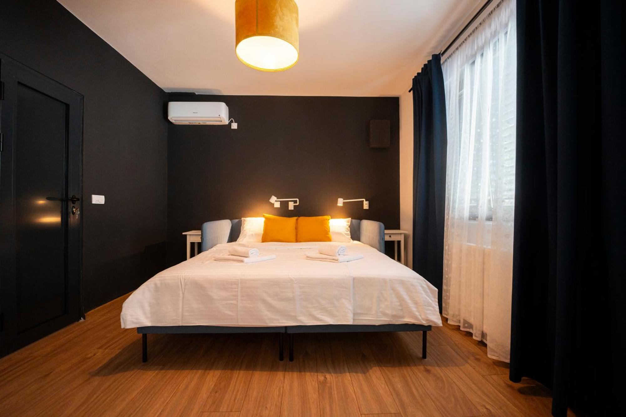 Cozy Nook B&B - Free Private Parking 诺威萨 外观 照片