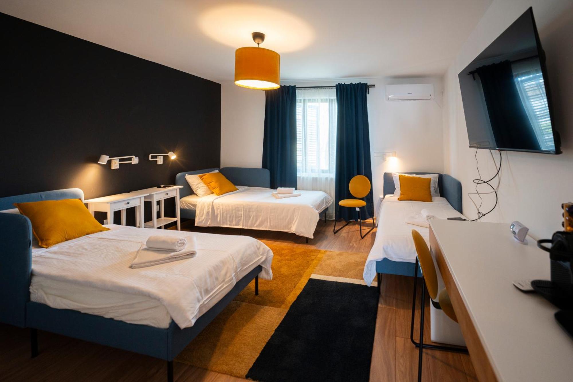 Cozy Nook B&B - Free Private Parking 诺威萨 外观 照片